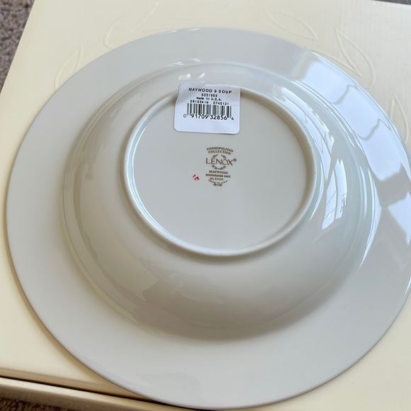 Lenox China Maywood Platinum Pattern Salad Bowl Code: L MAYWO New in box - Picture 2 of 2